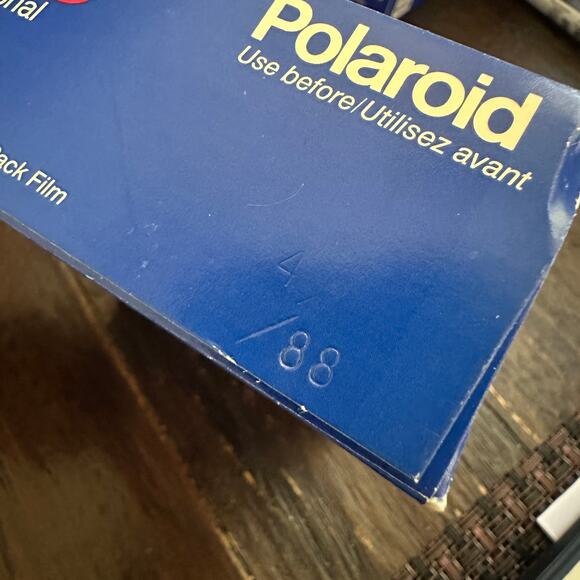 Polaroid 669 Polacolor ER Instant Pack Film 2 Packs Expired 1988 - Picture 5 of 6